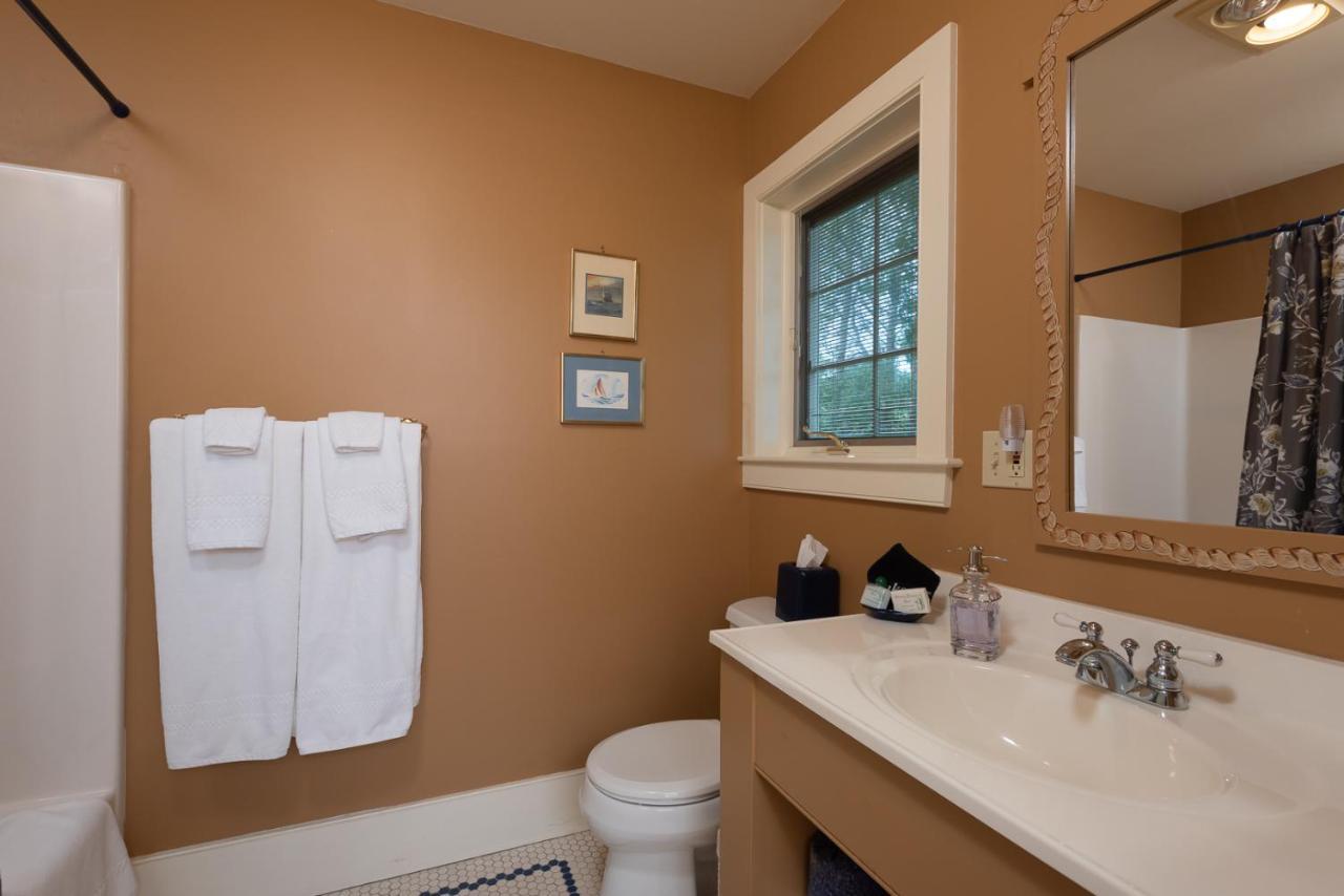 Strong House Inn Vergennes المظهر الخارجي الصورة