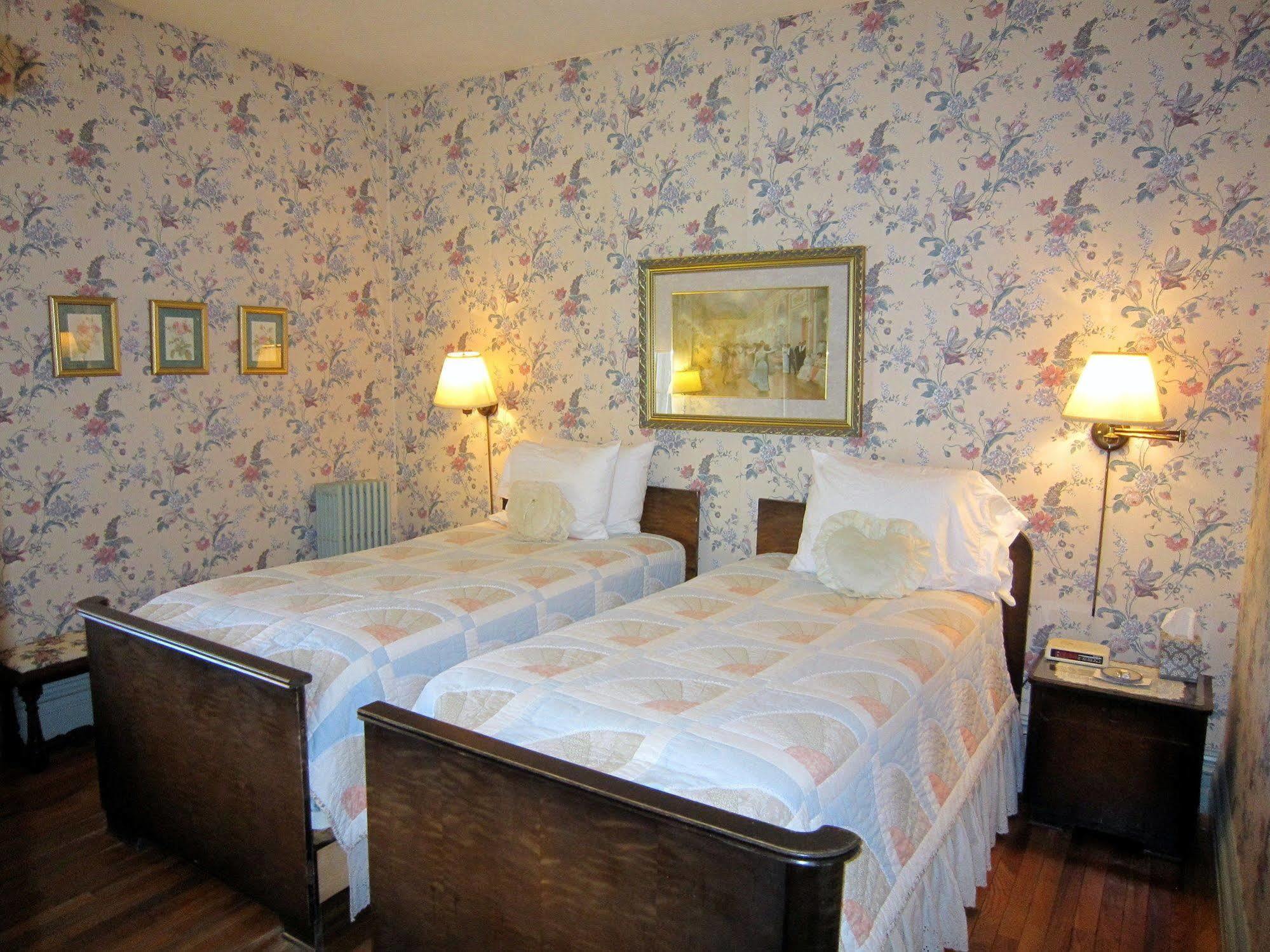 Strong House Inn Vergennes المظهر الخارجي الصورة